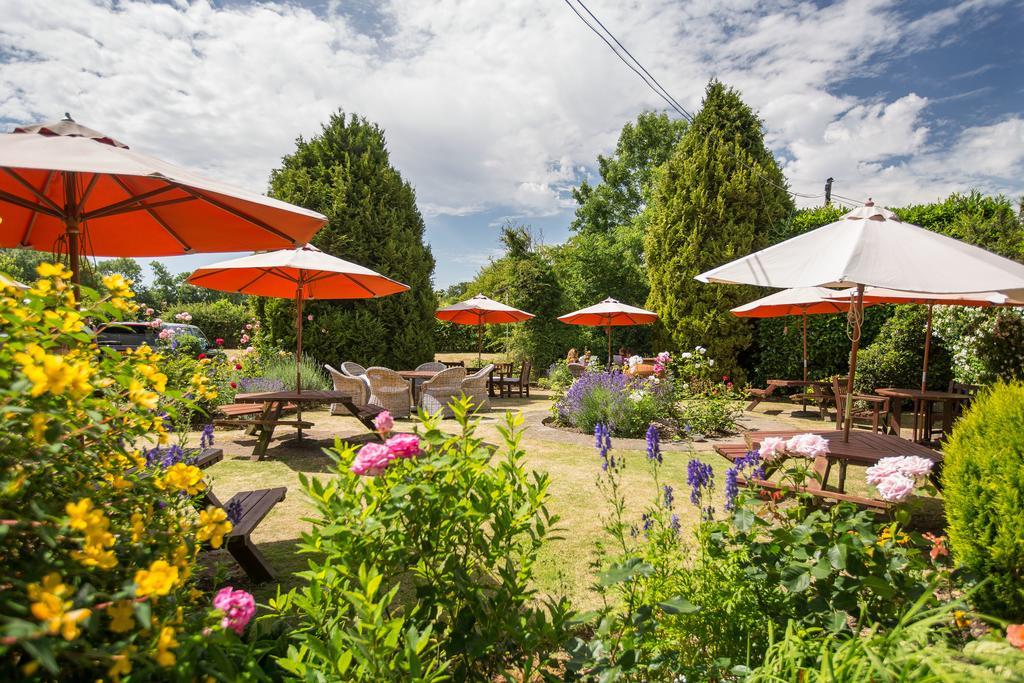 Bedford Arms Hotel Rickmansworth Esterno foto